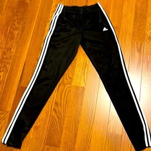 ADIDAS CLIMATE/ jogger WOMANS Sz XS TRACK PANTS